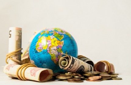 גלובוס וכסף שמייצגים שרותי שיווק בינלאומי